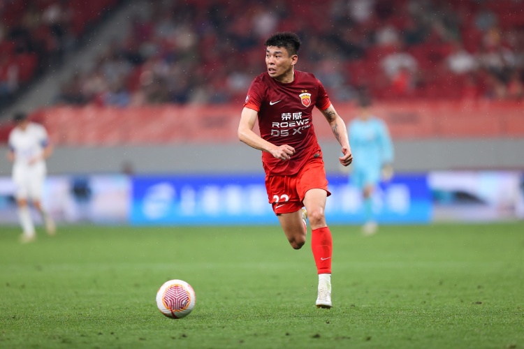 海港4-0三镇：颜骏凌手指脱臼零封，李帅肌肉拉伤缺阵