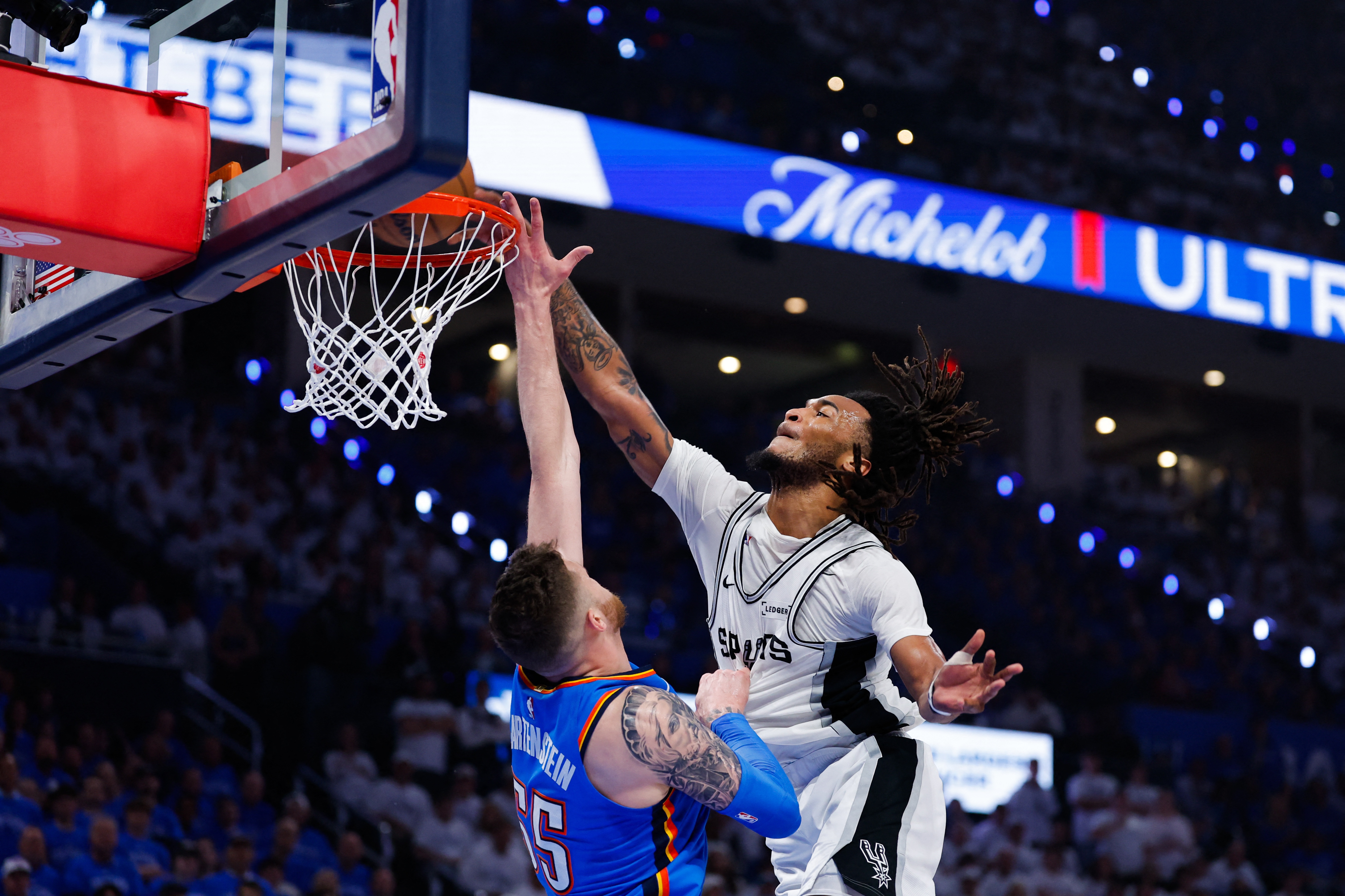 马刺雷霆G3:ESPN预测主胜53.3% 福克斯哈珀出战成疑 马刺雷霆G3:ESPN预测主胜53.3% 福克斯哈珀出战成疑