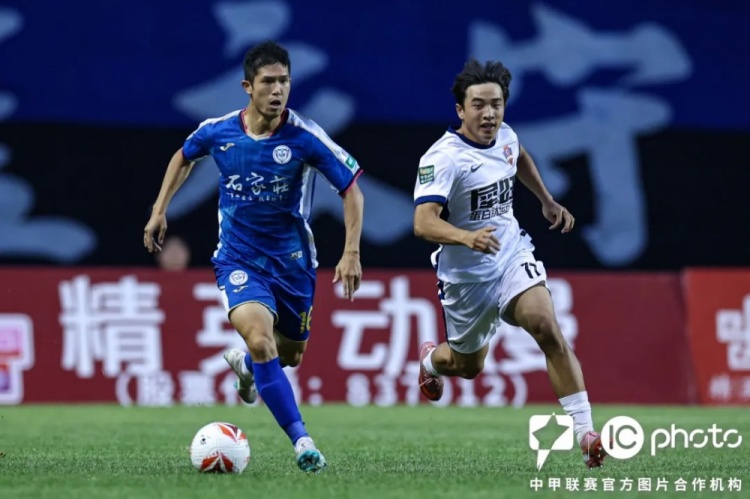 冯刚任意球破门,梅州客家1-0险胜石家庄功夫止连败颓势 冯刚任意球破门,梅州客家1-0险胜石家庄功夫止连败颓势